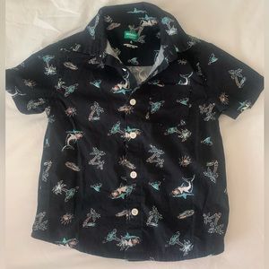Boys black printed button-down short sleeve size 4